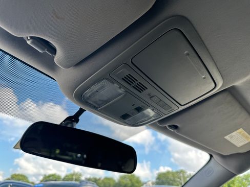 Used 2017 Honda Pilot EX image 30
