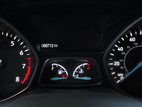 Used 2017 Ford Escape SE FWD image 27
