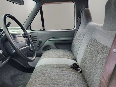 Used 1996 Ford F150 2WD Regular Cab image 4