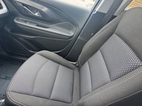 Used 2023 GMC Terrain SLE w/ Driver Convenience Package image 22