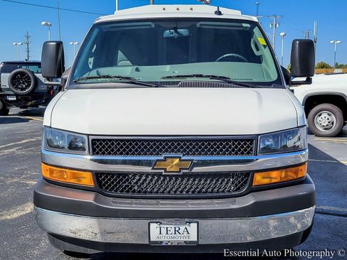 New 2025 Chevrolet Express 3500 w/ Power Convenience Package image 4