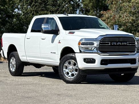 Used 2024 RAM 2500 Laramie AWD/4WD image 2