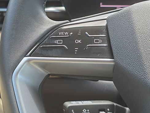 Used 2025 Audi Q5 Premium w/ Convenience Package AWD/4WD image 12