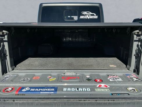 Used 2020 Jeep Gladiator Rubicon image 19