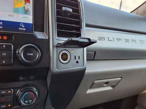 Used 2022 Ford F250 XLT w/ XLT Premium Package image 30