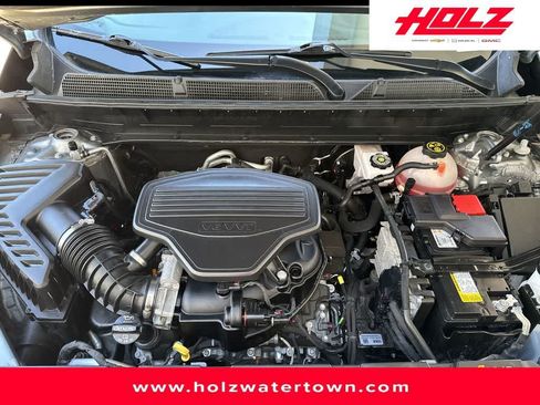 Certified 2023 GMC Acadia SLT w/ Preferred Package AWD/4WD image 19
