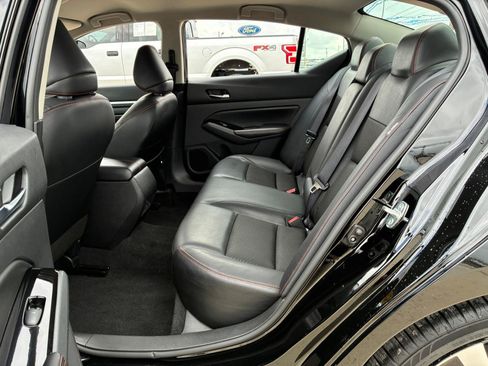 Used 2023 Nissan Altima 2.5 SR FWD image 26