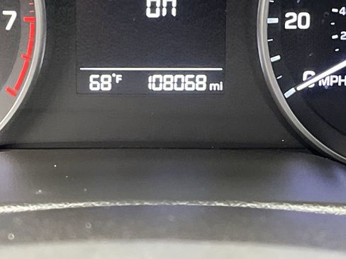 Used 2017 Hyundai Elantra SE FWD image 11