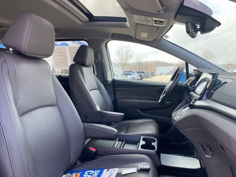 Used 2023 Honda Odyssey EX-L image 11