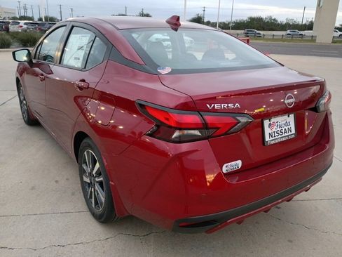 New 2025 Nissan Versa SV w/ Trunk Package image 4