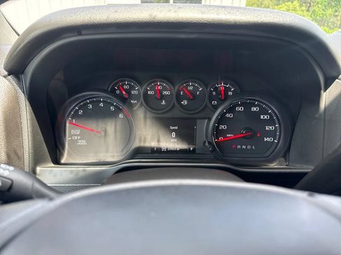 Used 2023 GMC Sierra 1500 Pro w/ Graphite Edition AWD/4WD image 17