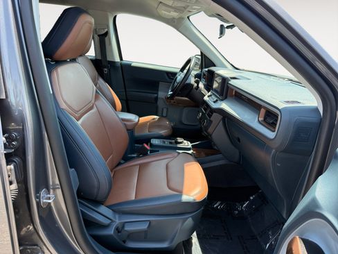 Used 2023 Ford Maverick Lariat w/ Lariat Luxury Package AWD/4WD image 19