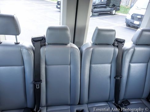 Used 2019 Ford Transit 350 XL RWD image 24