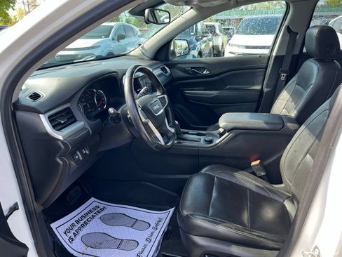 Used 2019 GMC Acadia SLT w/ LPO, Floor Liner Package AWD/4WD image 29