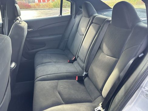 Used 2011 Chrysler 200 Touring image 14