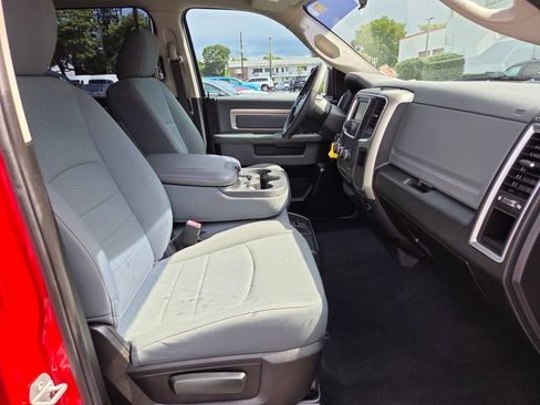 Used 2019 RAM 1500 Classic SLT AWD/4WD image 19