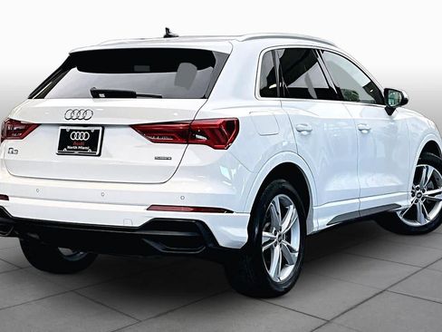 Used 2021 Audi Q3 2.0T Premium w/ Convenience Package AWD/4WD image 13