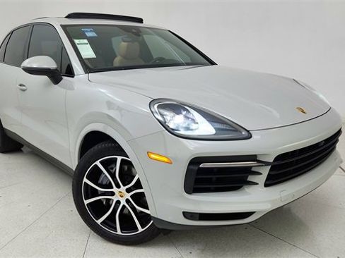 Used 2022 Porsche Cayenne image 87