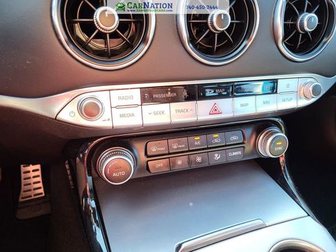 Used 2021 Kia Stinger GT2 image 18