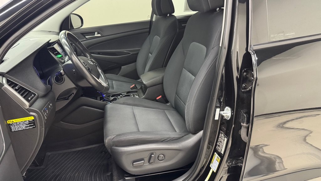 Used 2018 Hyundai Tucson Value FWD image 16