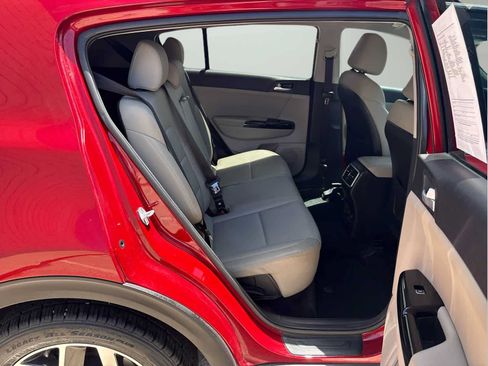 Used 2020 Kia Sportage EX FWD image 15
