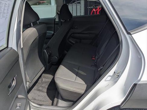Used 2024 Hyundai Kona SEL image 12
