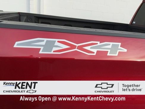 Used 2024 Chevrolet Silverado 1500 LT w/ Convenience Package II image 12