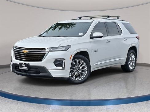 Used 2022 Chevrolet Traverse High Country image 1