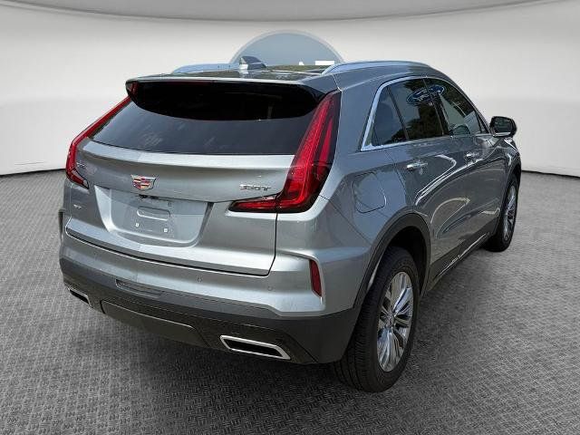 Used 2024 Cadillac XT4 Premium Luxury AWD/4WD image 3