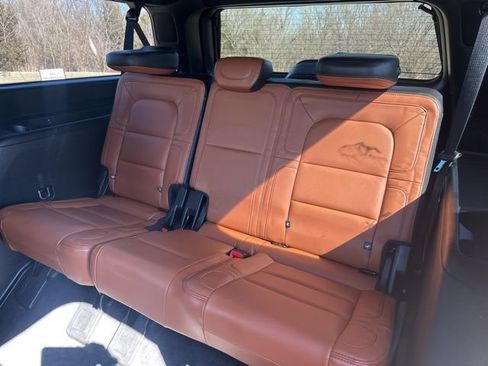 Used 2021 Lincoln Navigator L Reserve image 15