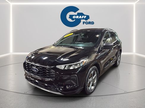 Used 2024 Ford Escape ST-Line w/ Tech Pack #1 FWD image 2