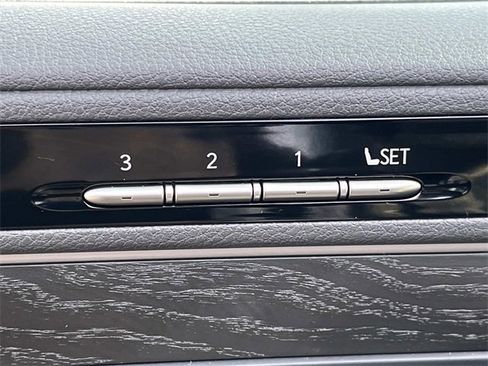 Certified 2024 Lexus LX 600 4WD w/ Appearance Package image 33