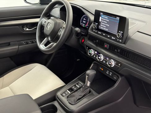 Used 2025 Honda CR-V EX image 10