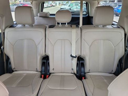 Certified 2024 Ford Expedition Max Limited RWD image 18