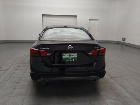 Used 2019 Nissan Altima 2.5 SR FWD image 6