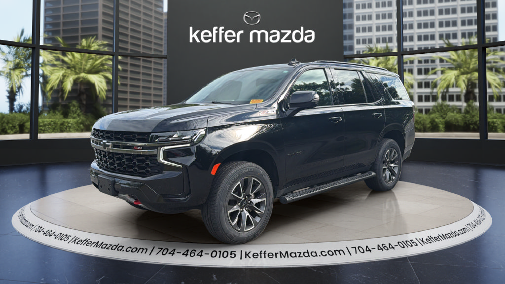 Used 2021 Chevrolet Tahoe Z71 w/ Luxury Package AWD/4WD image 3