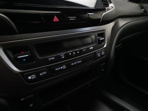 Used 2025 Honda Passport EX-L image 21