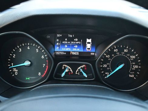 Used 2016 Ford Focus SE w/ Equipment Group 201A image 21