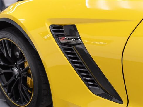 Used 2016 Chevrolet Corvette Z06 w/ C7.r Special Edition RWD image 37