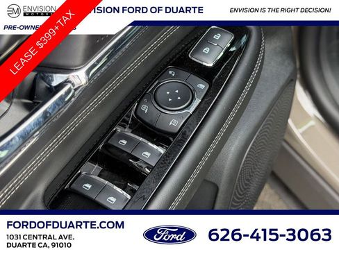 Used 2025 Lincoln Corsair FWD w/ Equipment Group 101A image 17