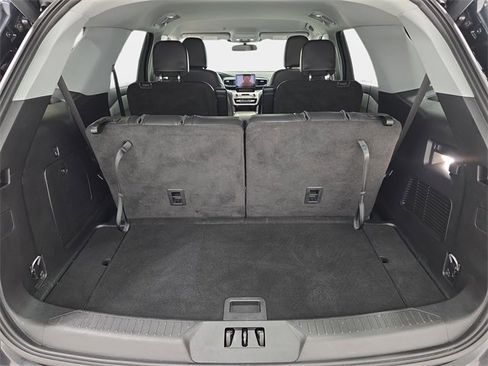 Used 2023 Ford Explorer XLT w/ Equipment Group 202A image 34