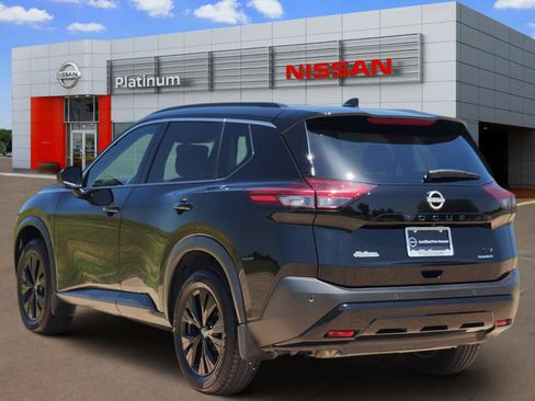 Used 2023 Nissan Rogue SV w/ SV Premium B Package FWD image 5