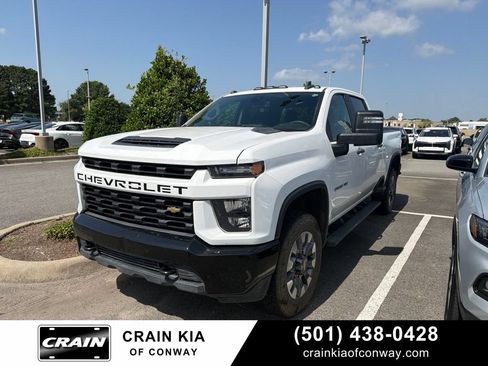 Used 2023 Chevrolet Silverado 2500 Custom w/ Custom Value Package AWD/4WD image 1