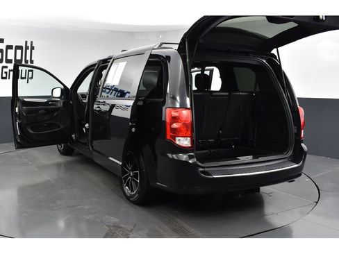 Used 2019 Dodge Grand Caravan GT FWD image 27