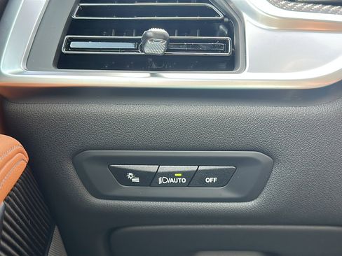 New 2026 BMW X5 M60i image 27