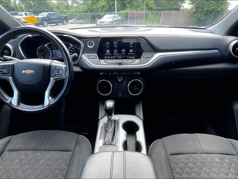 Used 2020 Chevrolet Blazer LT FWD image 5