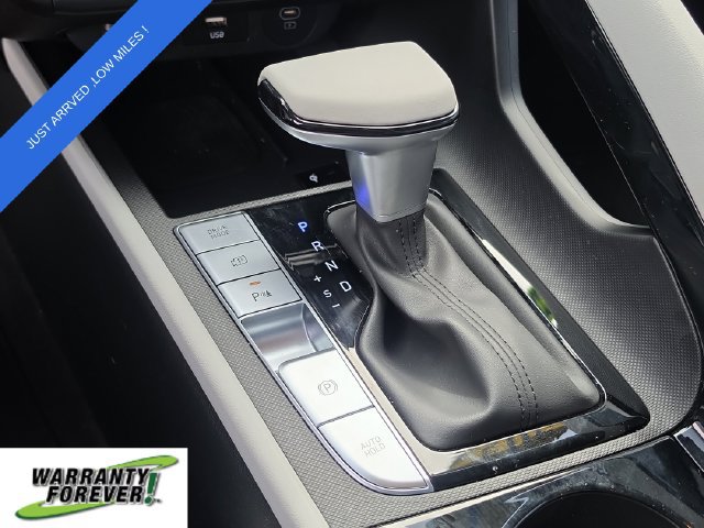 Used 2024 Hyundai Elantra Limited FWD image 28