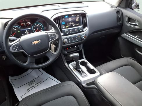 Used 2019 Chevrolet Colorado LT image 3