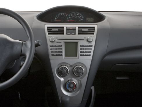 Used 2010 Toyota Yaris Sedan FWD image 20