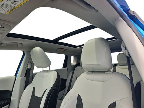 Used 2019 Jeep Compass Latitude w/ Popular Equipment Group FWD image 28